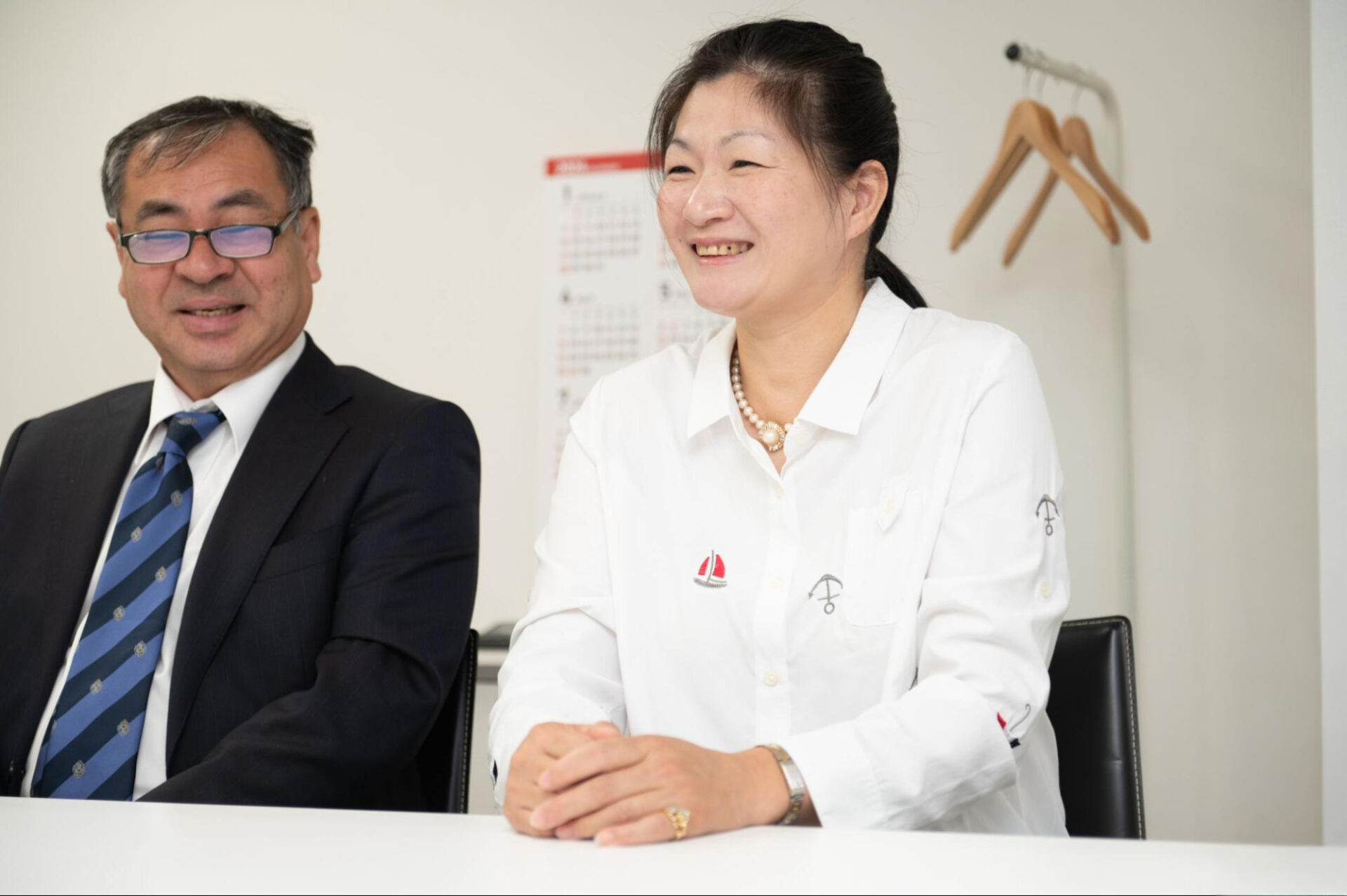 どんな人にエルブリッジをおすすめしたいかを話す村上様